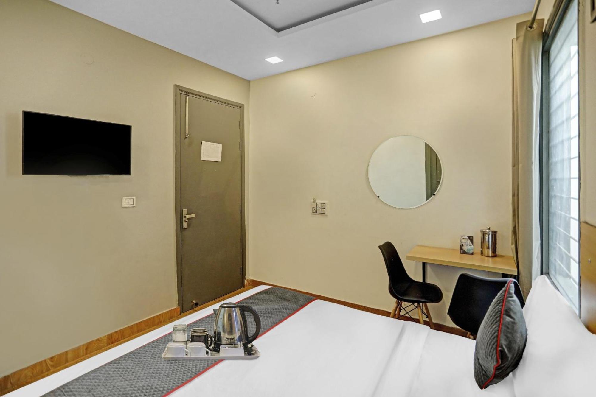 Super Townhouse Mannat Rohini 16 Hotel Delhi  Ngoại thất bức ảnh