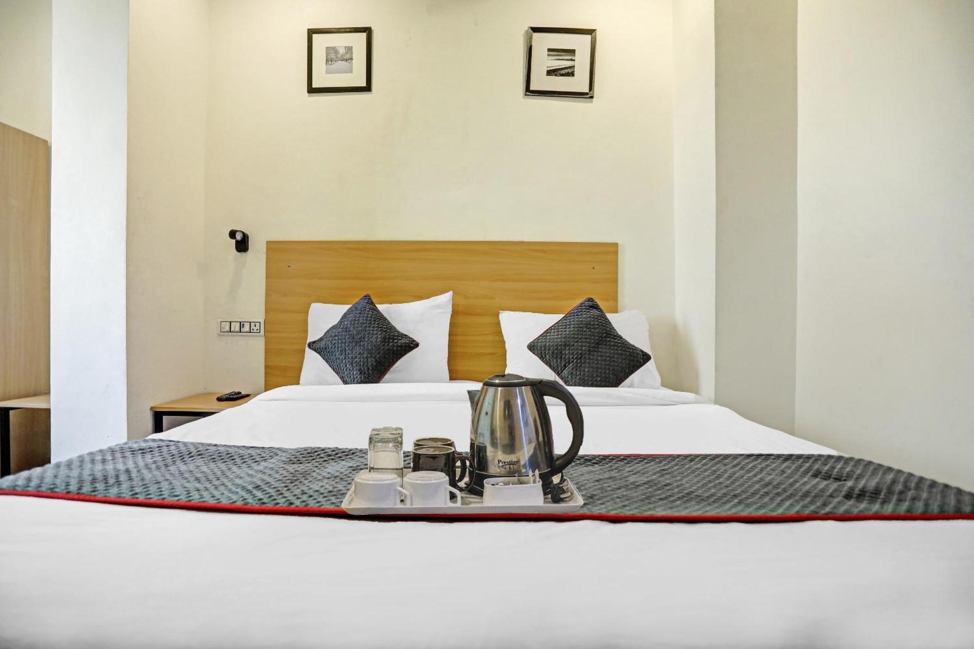 Super Townhouse Mannat Rohini 16 Hotel Delhi  Ngoại thất bức ảnh